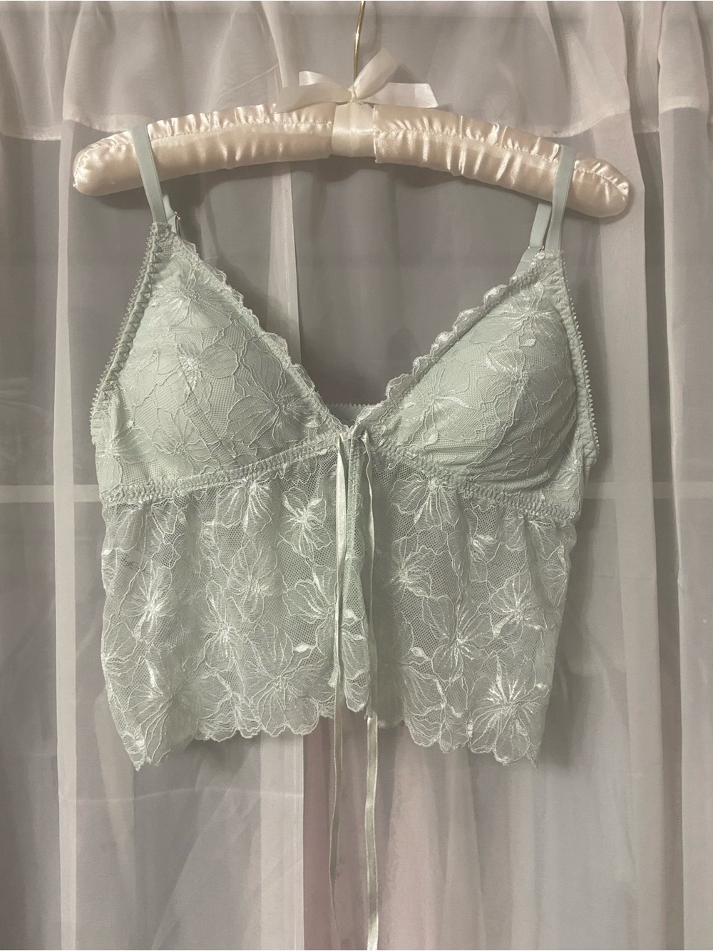 Marilyn Monroe Lace Bralette Cami in Light Mint